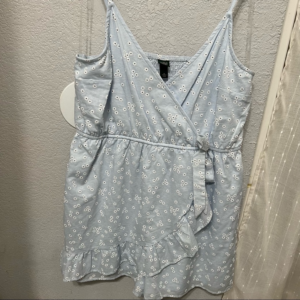 Cute Floral Romper NWT